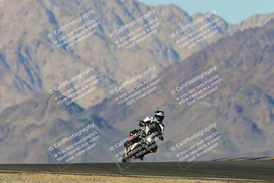 media/Dec-18-2022-SoCal Trackdays (Sun) [[8099a50955]]/Turn 10 (140pm)/